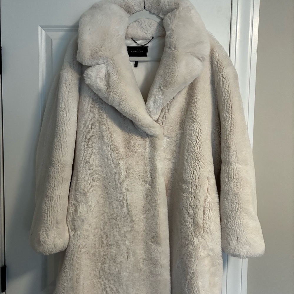 BCBGMaxAzria Plush Cream Teddy Jacket Sz Large